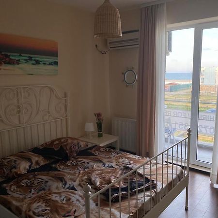 Apartament Summerland La Malul Marii Negre ママイア エクステリア 写真